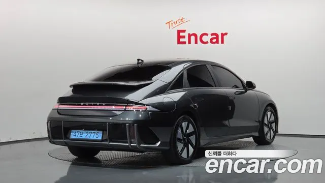 Hyundai Ioniq 6 — Фото автомобиля 2