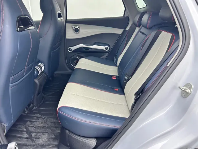 BYD Yuan PLUS — Фото автомобиля 7