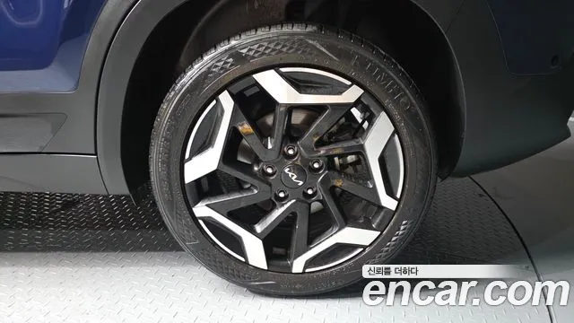 Kia Seltos Новый Seltos Бензин 2.0 2WD — Фото автомобиля 18