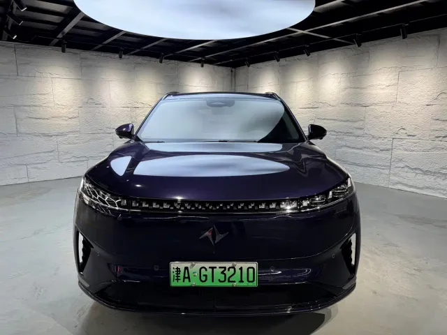 Dongfeng eπ 008 — Фото автомобиля 2