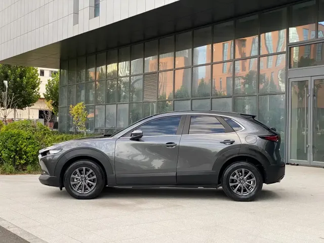 Mazda CX-30 — Фото автомобиля 10