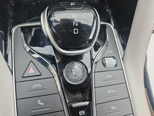 BYD Song PLUS — Фото автомобиля 17