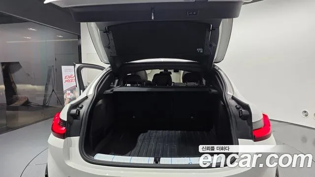 BMW X4 xDrive20i M Sport Pro Special Edition — Фото автомобиля 30
