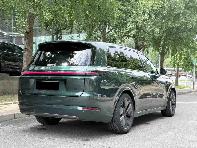 Li Auto L9 — Фото автомобиля 20