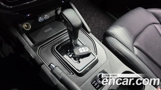 KG_Mobility_Ssangyong Rexton Новый Rexton Sport Khan Дизель 2.2 4WD — Фото автомобиля 8
