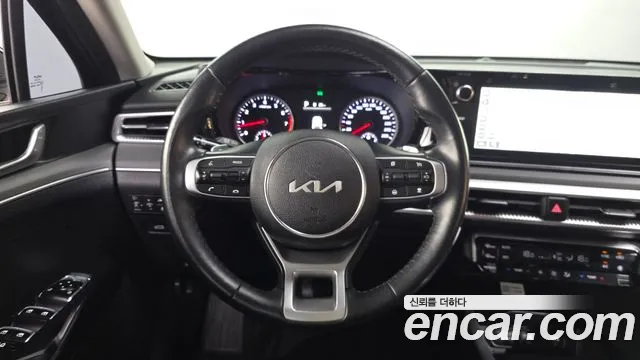 Kia K5 Generation 3 — Фото автомобиля 13