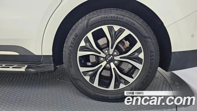 Kia Canival Carnival 4 поколение Бензин 9 мест Noblesse — Фото автомобиля 19