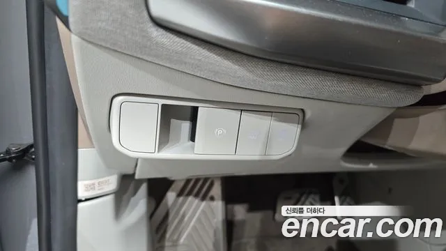 Kia EV4 — Фото автомобиля 22