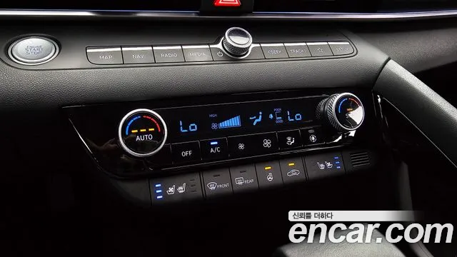 Hyundai AVANTE Новый Avante (CN7) — Фото автомобиля 18