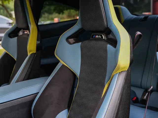 BMW M4 — Фото автомобиля 11