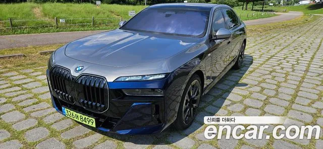 BMW 7-Series 7 серия (G70) — Фото автомобиля 2