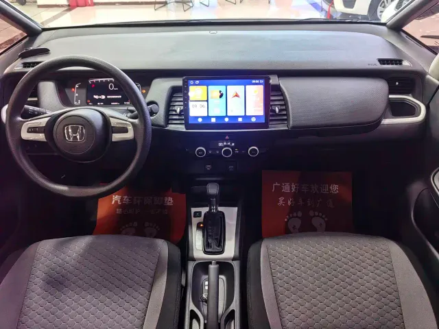 Honda Fit — Фото автомобиля 5