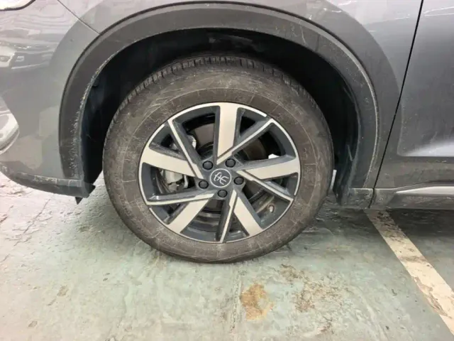 BYD Song Pro — Фото автомобиля 22