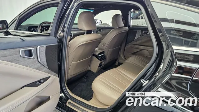 Kia K8 K8 Hybrid — Фото автомобиля 12