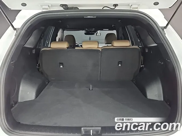 Kia Sorento Новый Sorento 4 поколение Бензин 2.5T 2WD — Фото автомобиля 20