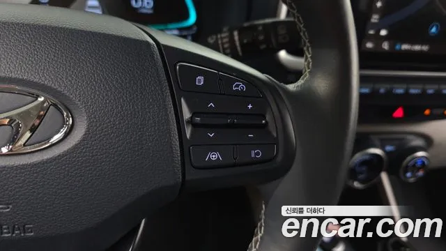 Hyundai Venue — Фото автомобиля 18