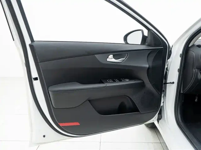 Kia K3 — Фото автомобиля 14