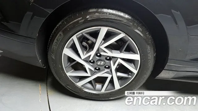 Hyundai Grandeur — Фото автомобиля 3