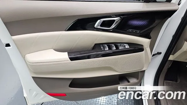 Kia Canival Carnival 4 поколение Бензин 7 мест Signature — Фото автомобиля 17