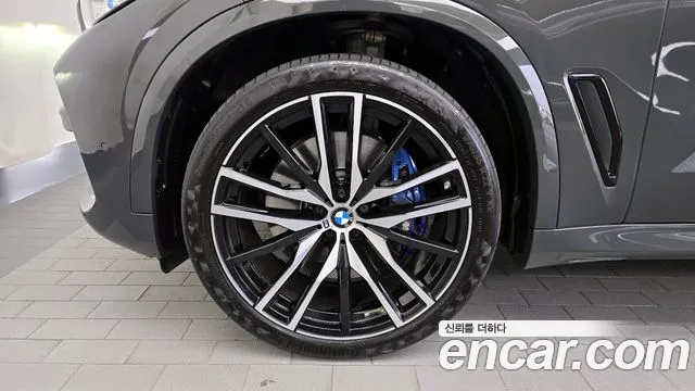 BMW X5 — Фото автомобиля 5