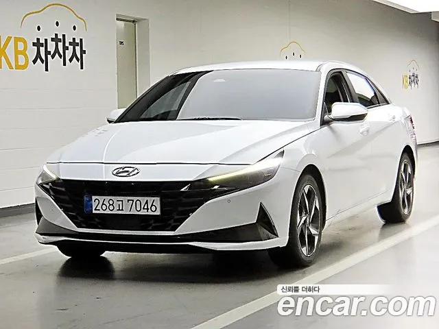 Фотография автомобиля — Hyundai Avante CN7