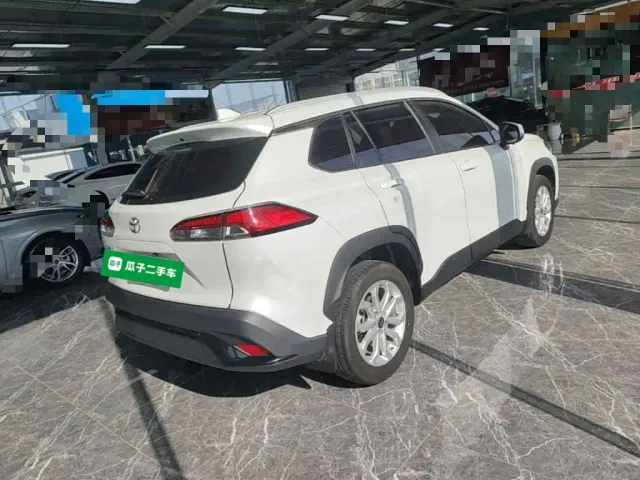 Toyota Frontlander — Фото автомобиля 6