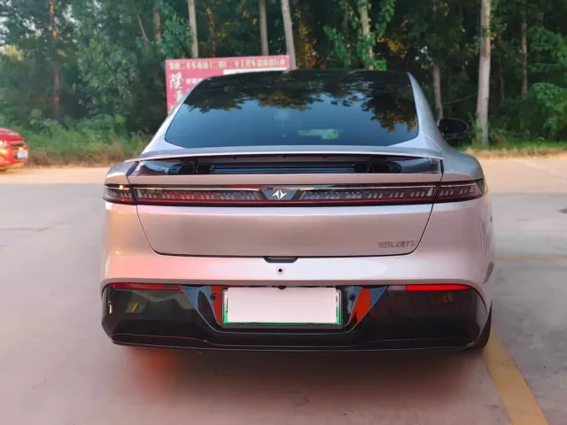 Dongfeng eπ 007 — Фото автомобиля 9