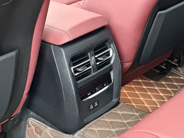 BMW 3 Series — Фото автомобиля 9