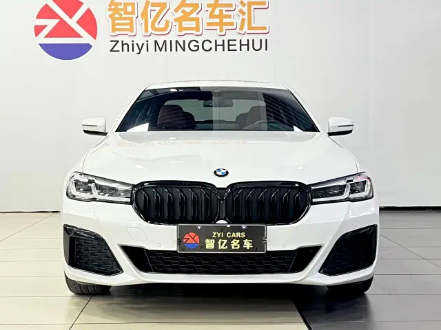 BMW 5 Series — Фото автомобиля 2