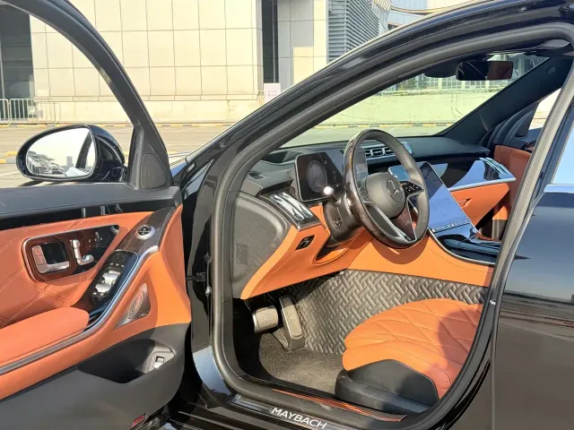 Mercedes-Benz Maybach S-Class — Фото автомобиля 21