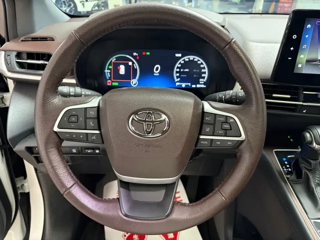 Toyota Granvia — Фото автомобиля 9