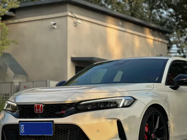 Honda Civic — Фото автомобиля 3