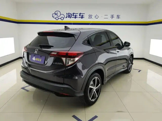 Honda Vezel — Фото автомобиля 3