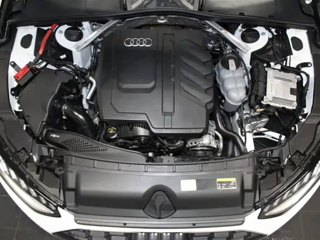 Audi A4L — Фото автомобиля 13