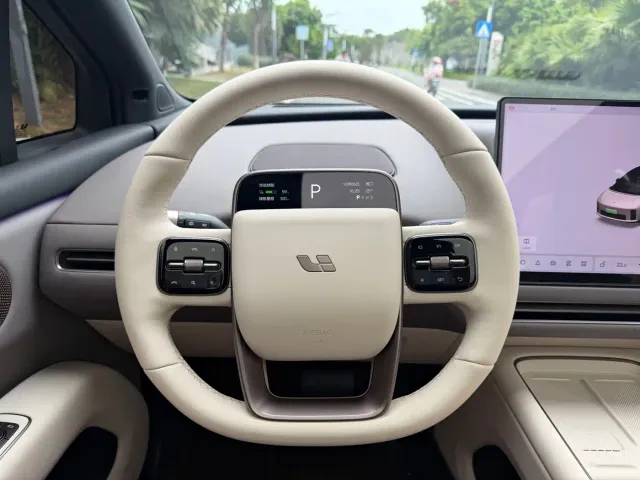 Li Auto i6 — Фото автомобиля 8