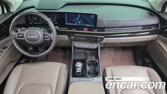 Kia Carnival — Фото автомобиля 10
