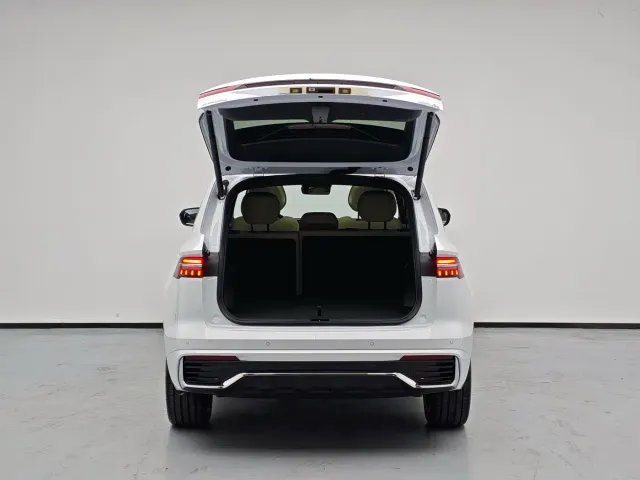 Geely Xingyue L — Фото автомобиля 16