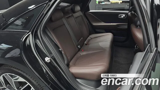 Hyundai Ioniq6 — Фото автомобиля 10