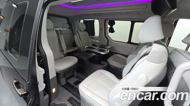 Hyundai Staria — Фото автомобиля 24