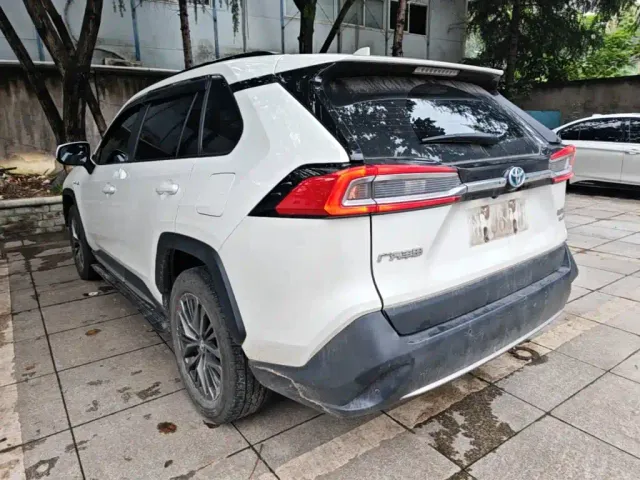 Toyota Wildlander — Фото автомобиля 4