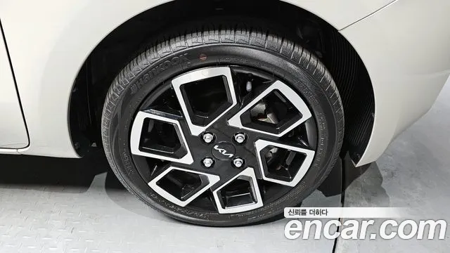 Kia RAY Новый Kia Ray Signature — Фото автомобиля 5