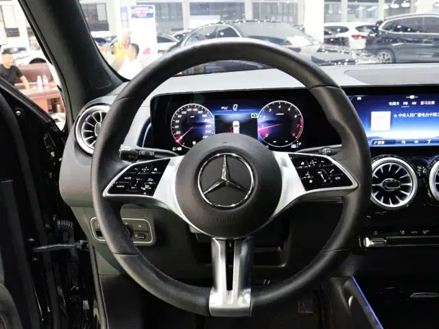 Mercedes-Benz GLB-Class — Фото автомобиля 15