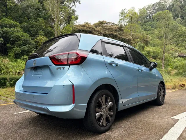 Honda Fit — Фото автомобиля 9