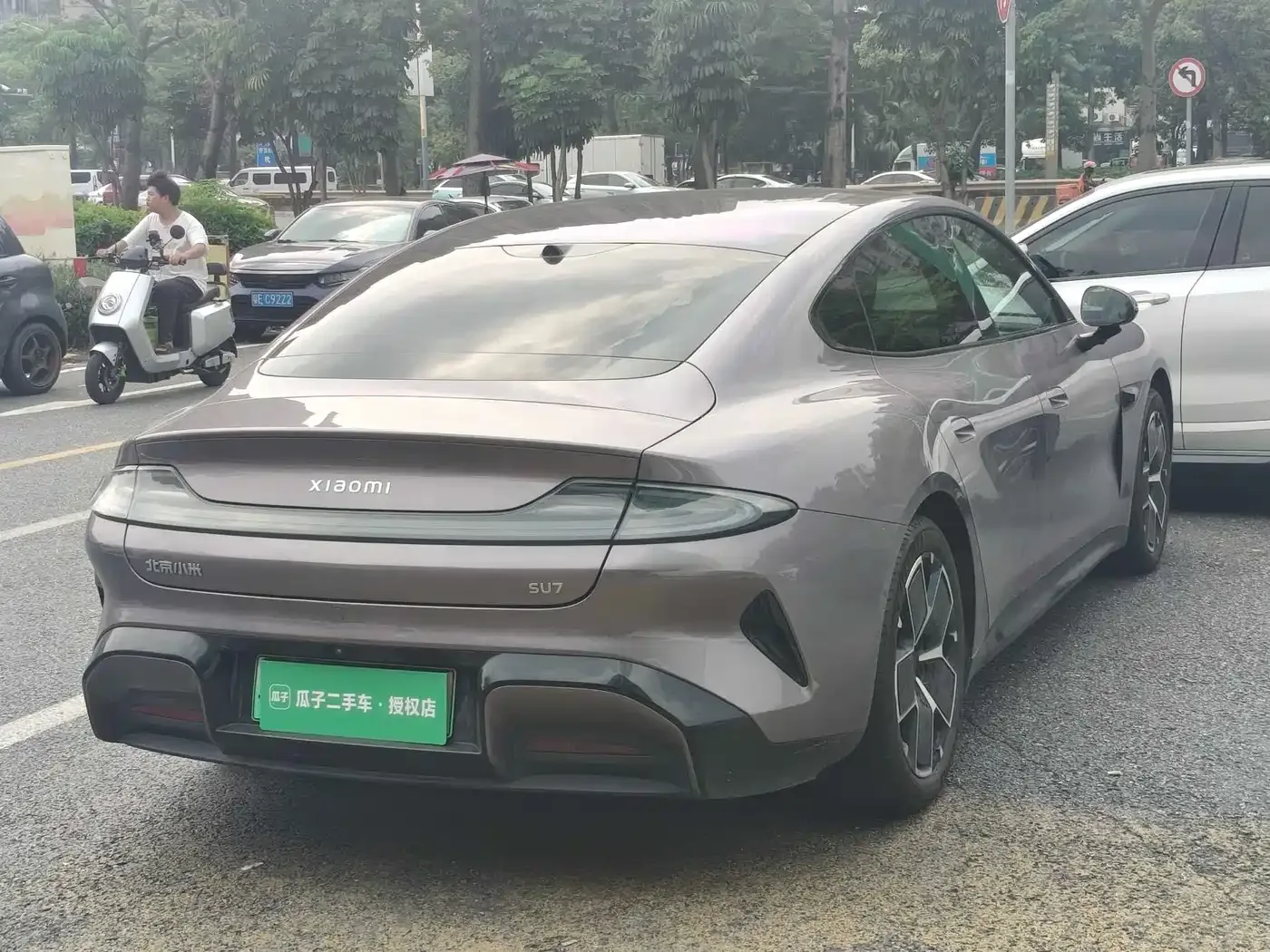 Xiaomi Auto Xiaomi SU7 2024 RWD Long Range Intelligent Driving Edition — Фото автомобиля 4