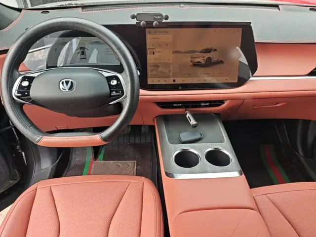 Changan CS75 Plus — Фото автомобиля 9