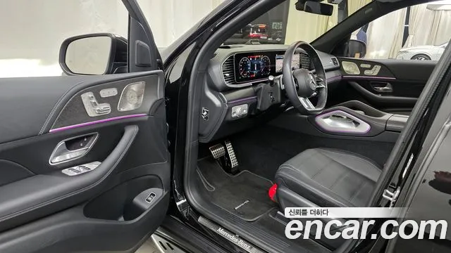 Mercedes-Benz GLS-Class — Фото автомобиля 10