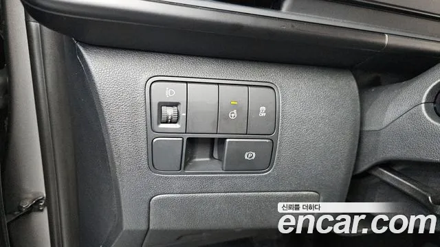 Hyundai Staria Staria L3.5 Tourer 11 мест — Фото автомобиля 16