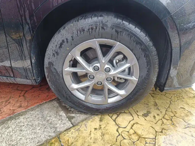 Geely Galaxy L6 — Фото автомобиля 25