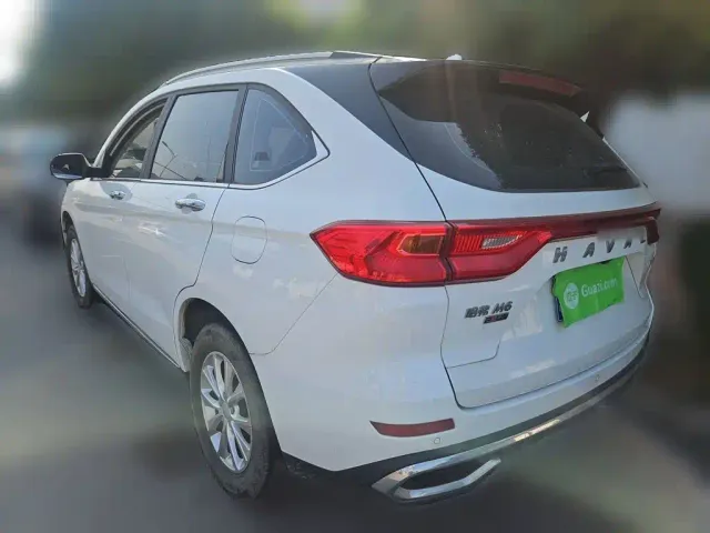 Haval M6 — Фото автомобиля 4