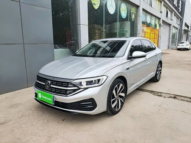 Фотография автомобиля — Volkswagen Sagitar